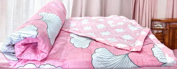 Reversible Comforter / Summer Quilts (90x100 inches) - Image 4