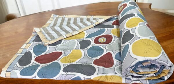Reversible Comforter / Summer Quilts (90x100 inches) - Image 27