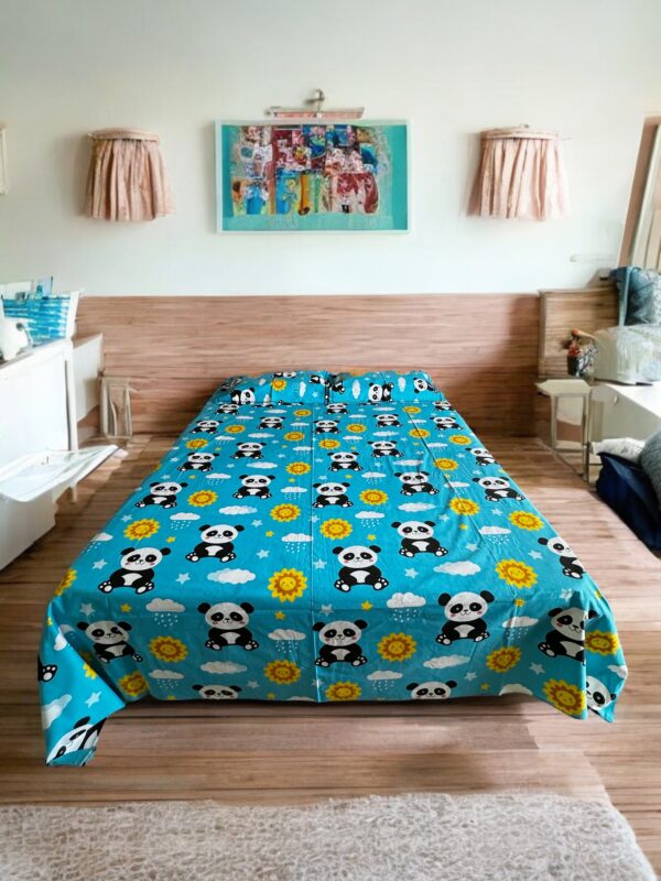 Smiling Panda print Kids' Cotton Bed Sheet (90x100) with 2 Pillow covers