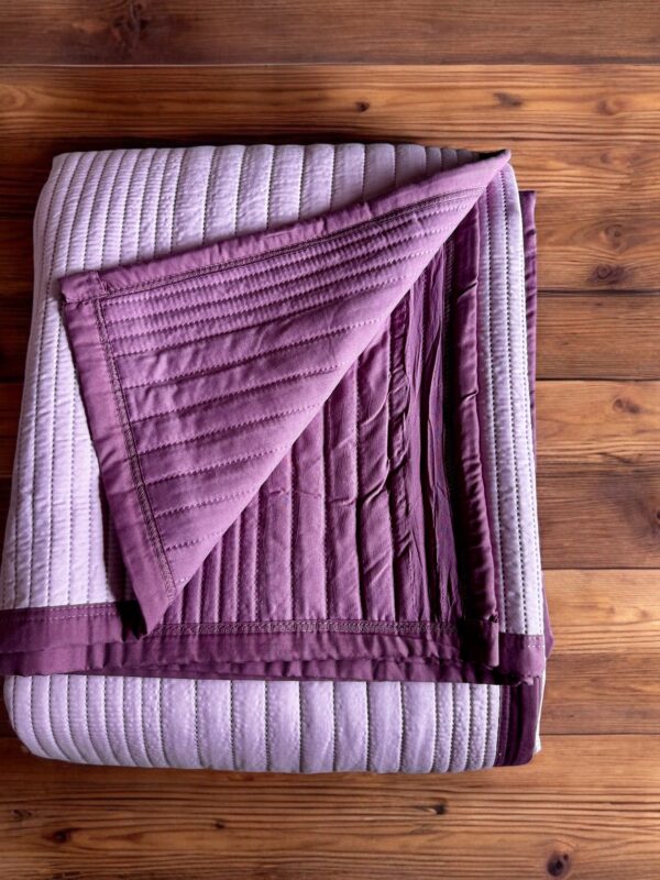 Pink & Rosewood colour Fine Quality Reversible Comforter - Image 2