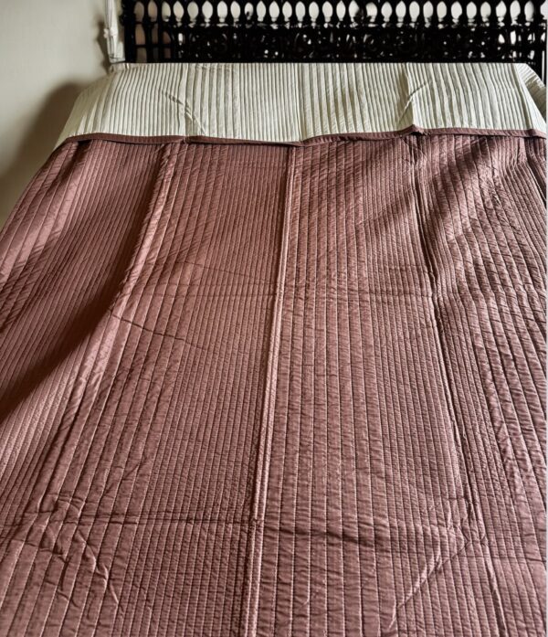 Solid Colour Dark Brown & Grey Fine Quality Reversible Comforter - Image 2