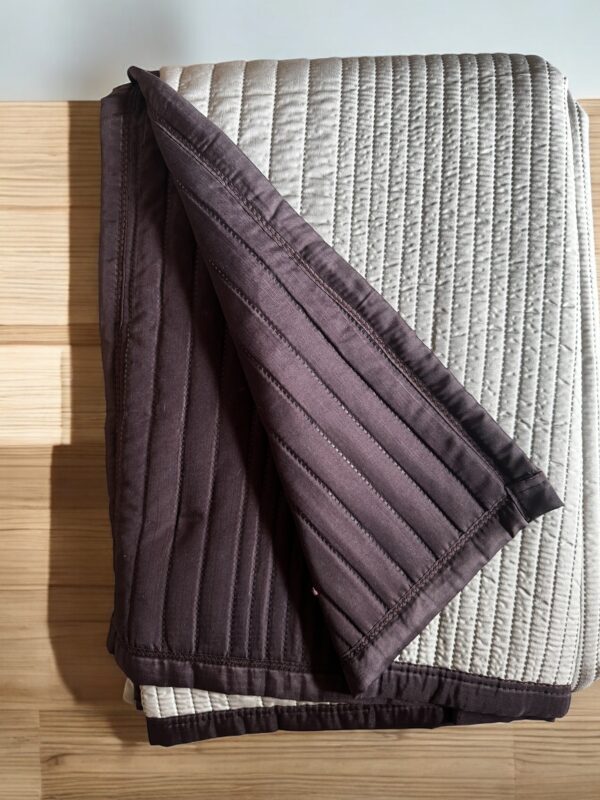 Umber Brown & cream colour Fine Quality Reversible Comforter - Image 2