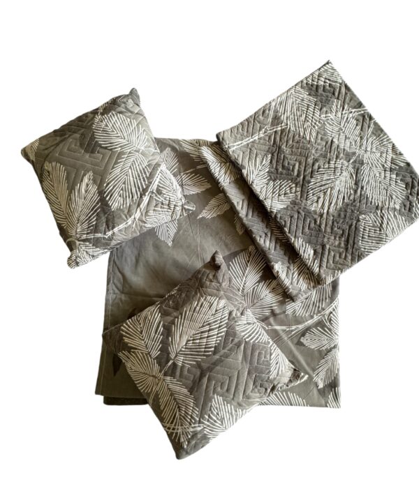 Grey Leaf cotton 5pcs Bedsheet set (1 Bedsheet + 2 Quilted Pillow Covers + 2 Cushion with covers) - Image 4