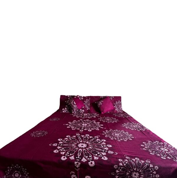 Wine colour cotton 5pcs Bedsheet set (1 Bedsheet + 2 Quilted Pillow Covers + 2 Cushion with covers) - Image 5