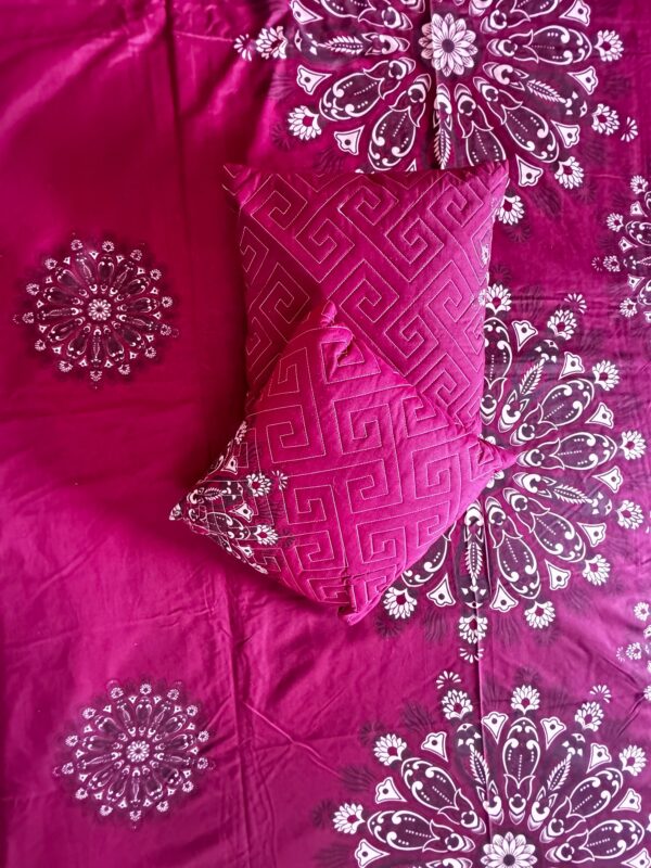 Wine colour cotton 5pcs Bedsheet set (1 Bedsheet + 2 Quilted Pillow Covers + 2 Cushion with covers) - Image 2