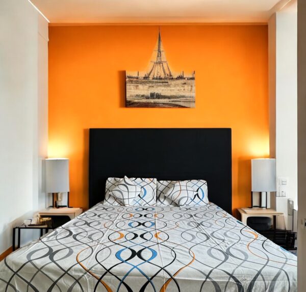 Wave print cotton 5pcs Bedsheet set (1 Bedsheet + 2 Quilted Pillow Covers + 2 Cushion with covers)