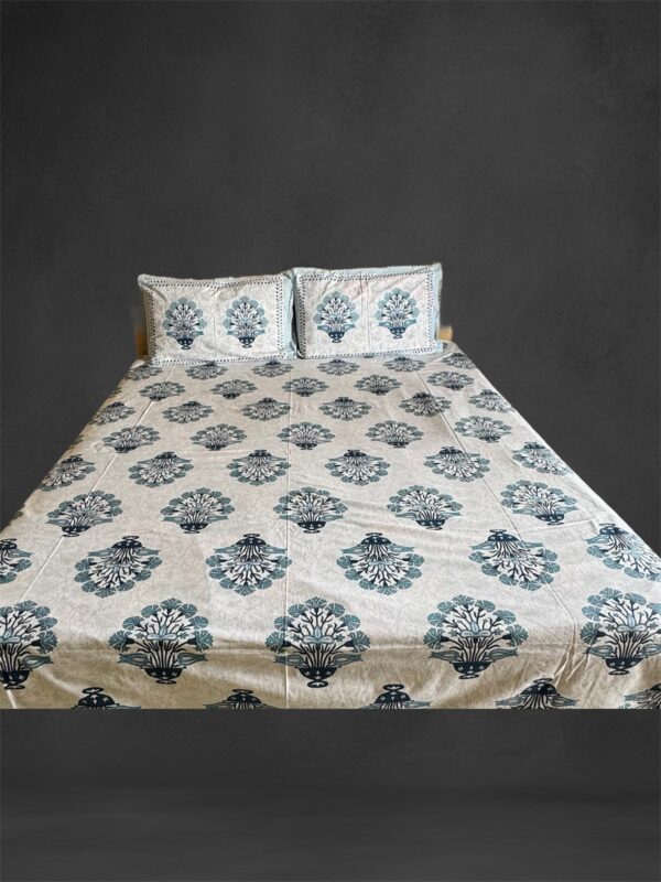 Pure cotton Printed Bedsheets for Double Bed with 2 Pillow covers (90x108 Inches) -White