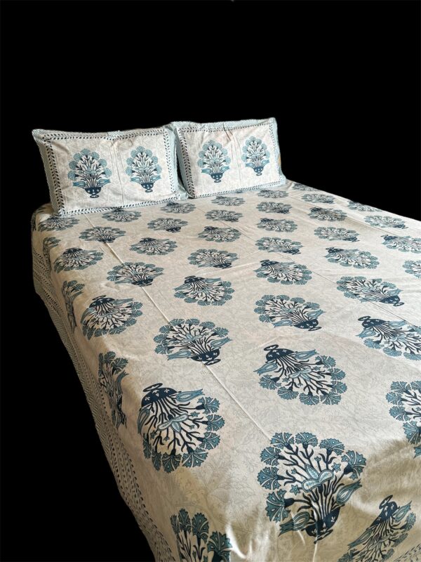 Pure cotton Printed Bedsheets for Double Bed with 2 Pillow covers (90x108 Inches) -White - Image 3