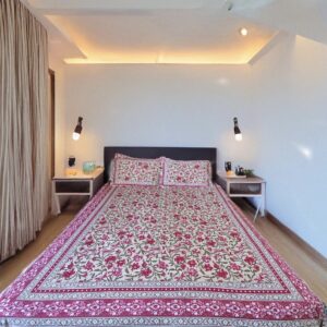 Pure cotton Blue Printed Bedsheets for Double Bed with 2 Pillow covers (90x108 Inches)- Barbie Pink