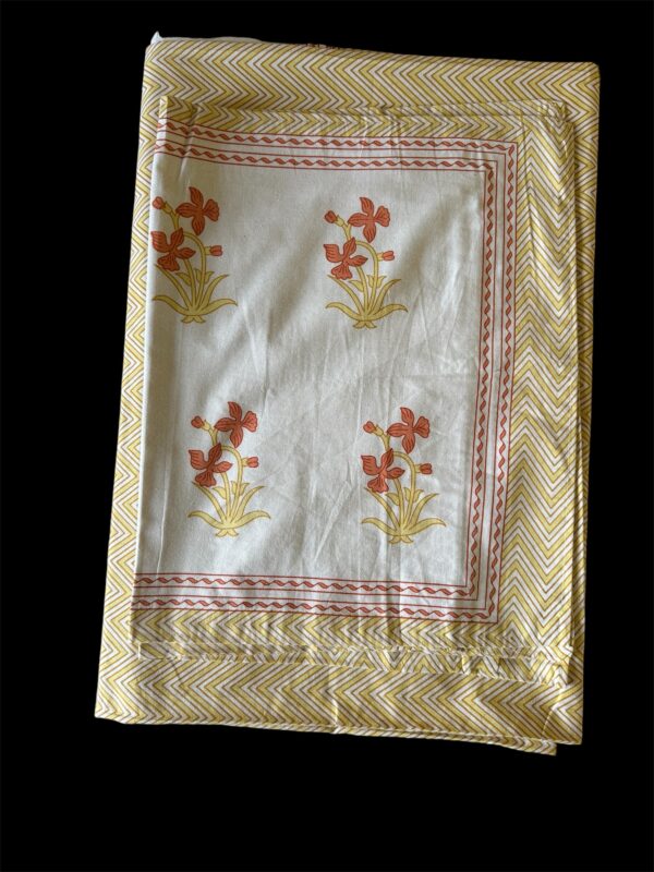 Pure cotton Bedsheets -Ziczac line prints for Double Bed with 2 Pillow covers (90x108 Inches) - Image 4