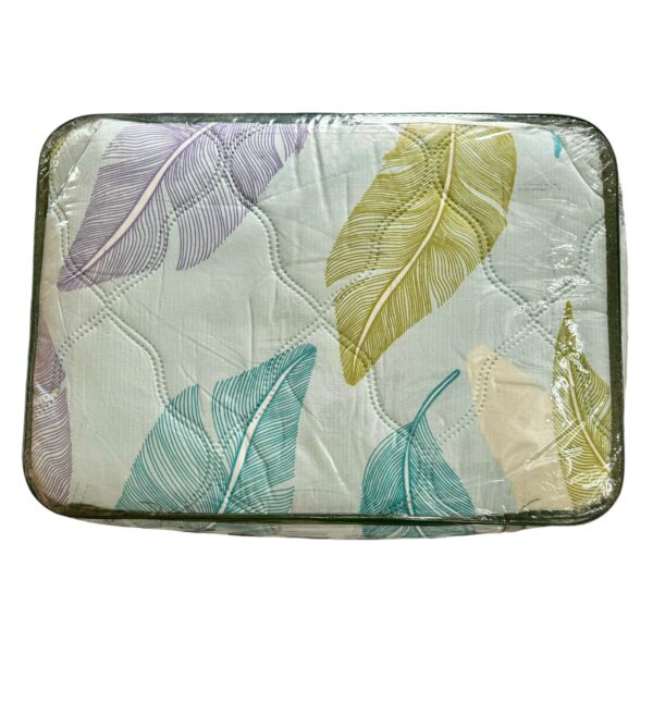 Reversible Double Bed Comforter, Blanket, Fiber/Poly Fill with luxurious laser finish prints - Image 6