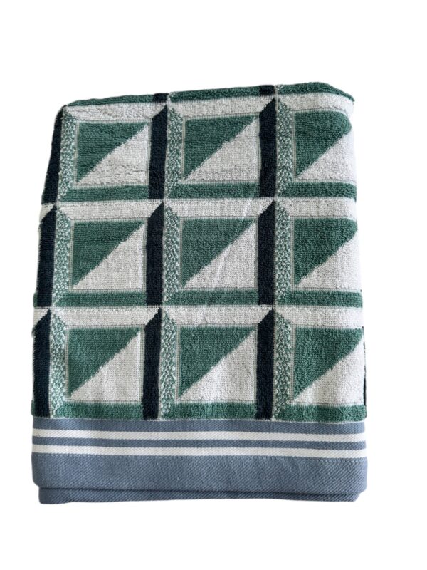 Super Premium Turkish Bath Towels, 600 GSM, 75x145 cm, Very Soft, Green & White print - Image 4