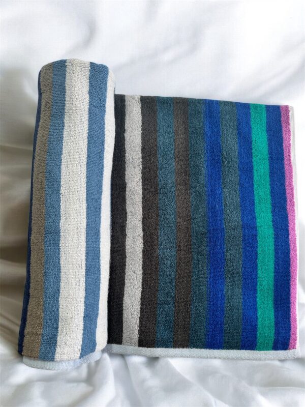 Vibrant Multi-Color Stripe Towel, Soft, Absorbent, 400 GSM, 40x175 cms (Grey) - Image 5