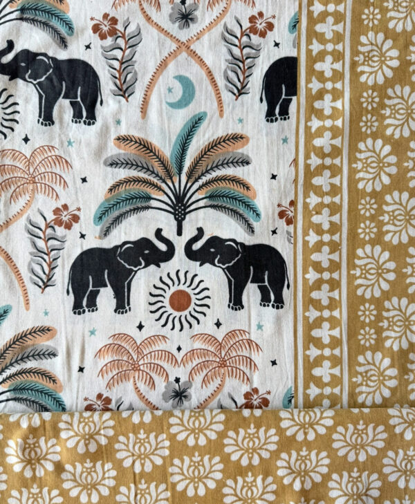 Pure Cotton Desert Elephant Print Double Bed Bedsheet Set, 93x108 cm, with 2 Pillow Covers - Image 12