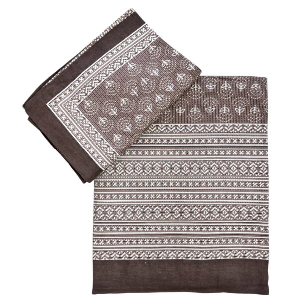 King Size100% Cotton Traditional Print BedSheet (108 x 108 inches) with 2 Pillow Covers - Image 5