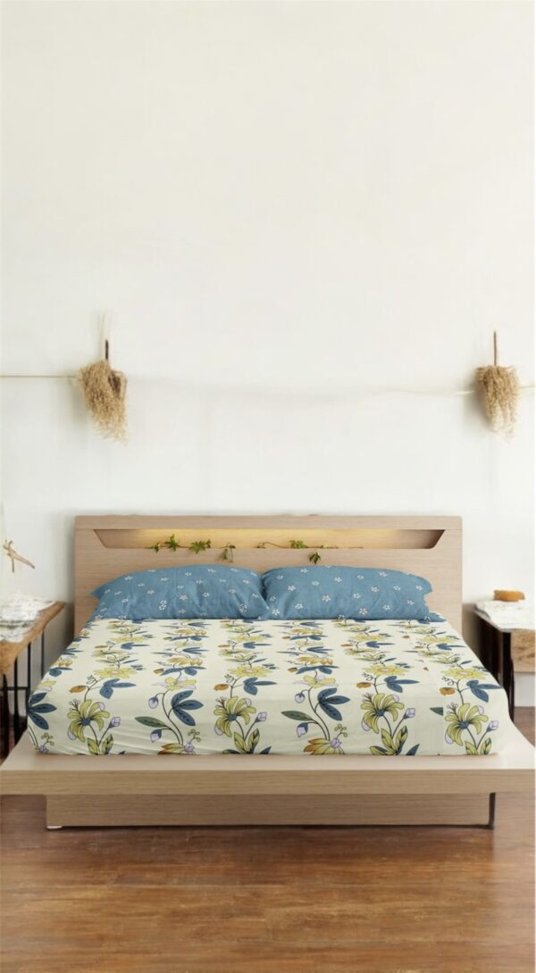 Floral Print Fitted Double Bed Sheet Set with 2 Pillow Covers, 72x78x12 Inches, Cream Colour - Image 4