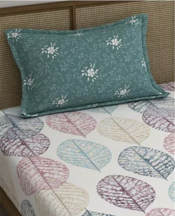 Leaf Print Fitted Double Bed Sheet Set with 2 Pillow Covers, 72x78x12 Inches - Image 4