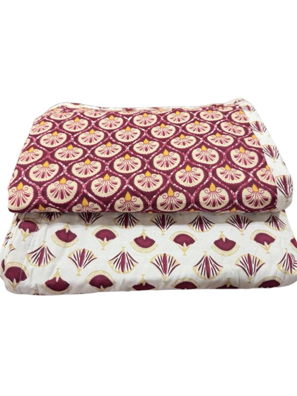 Reversible Soft Cotton Dohar Set for Single Bed, 90x60 Inches, Burgundy-White Floral Print, 2 Pieces - Image 4
